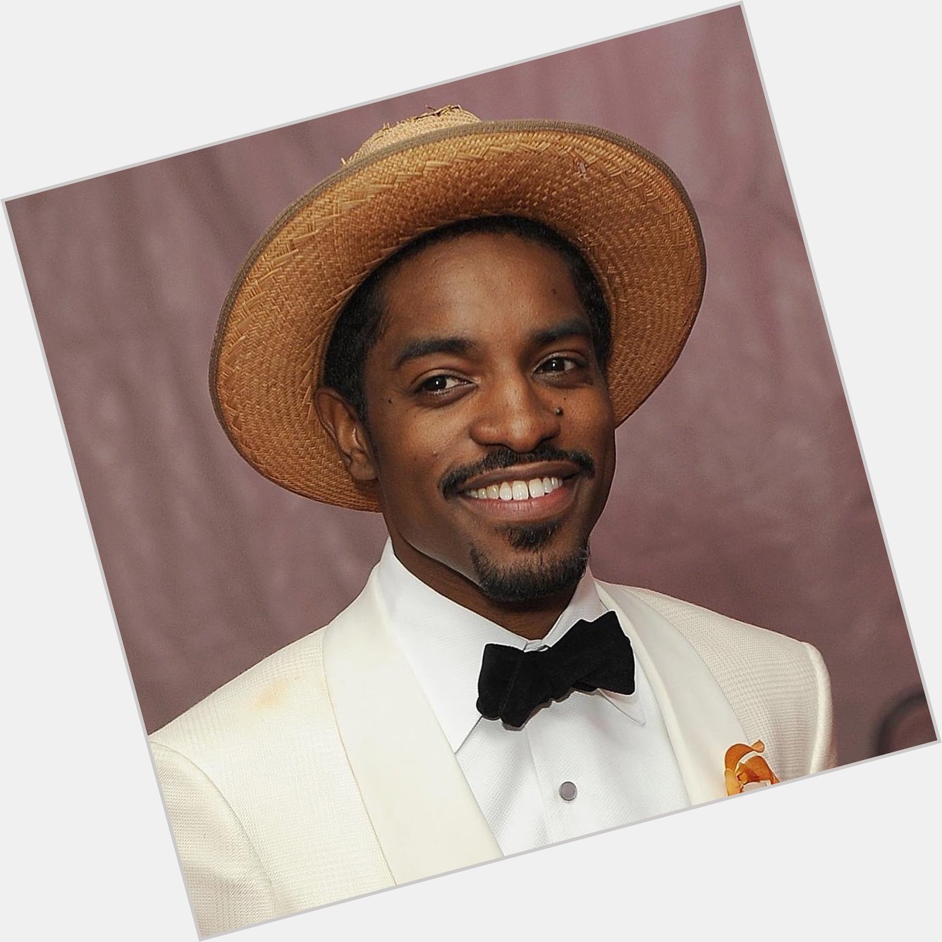 Happy Birthday goes out to Andre 3000! He turned 42 today!    WORLDSTARHIPHOP (WORLDSTAR) May 27, 2017  