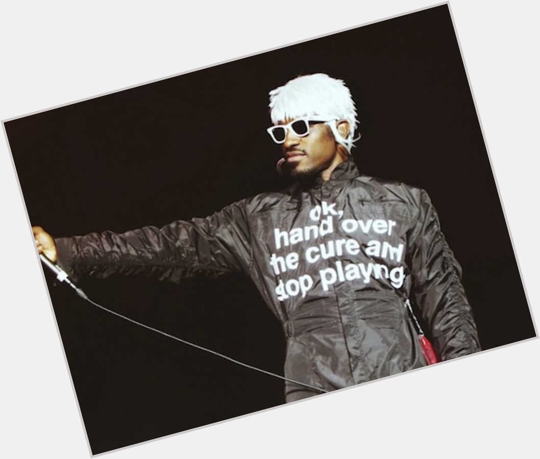 Happy day after your birthday to the legend Andre 3000 of Outkast. 