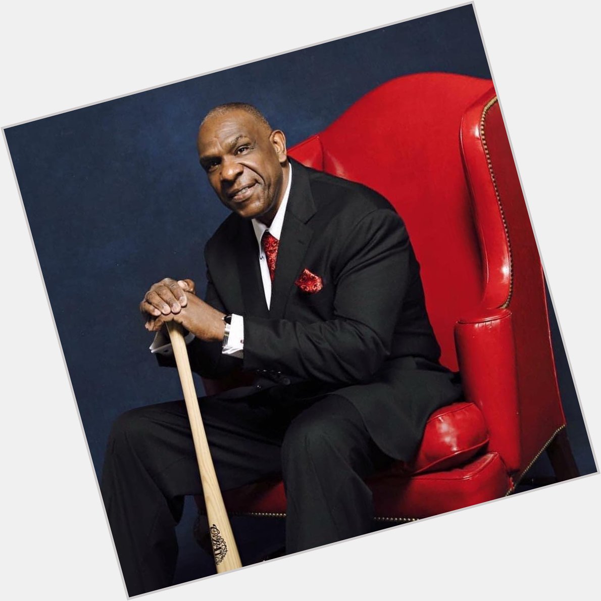 Bonne fête and a happy 69th birthday to royalty Andre Dawson !
Photo 