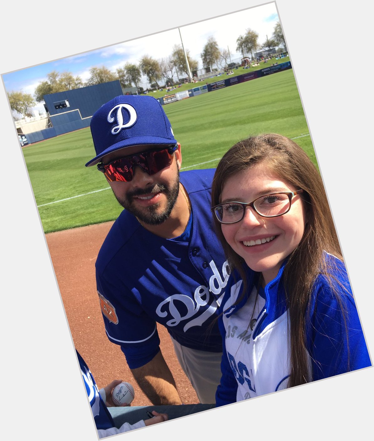 Happy birthday andre ethier i love you so much hope you get on the field very soon i miss you    