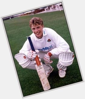 One of Englands finest all rounders -- Andrew Flintoff turns 37 today. Happy birthday Freddie. 