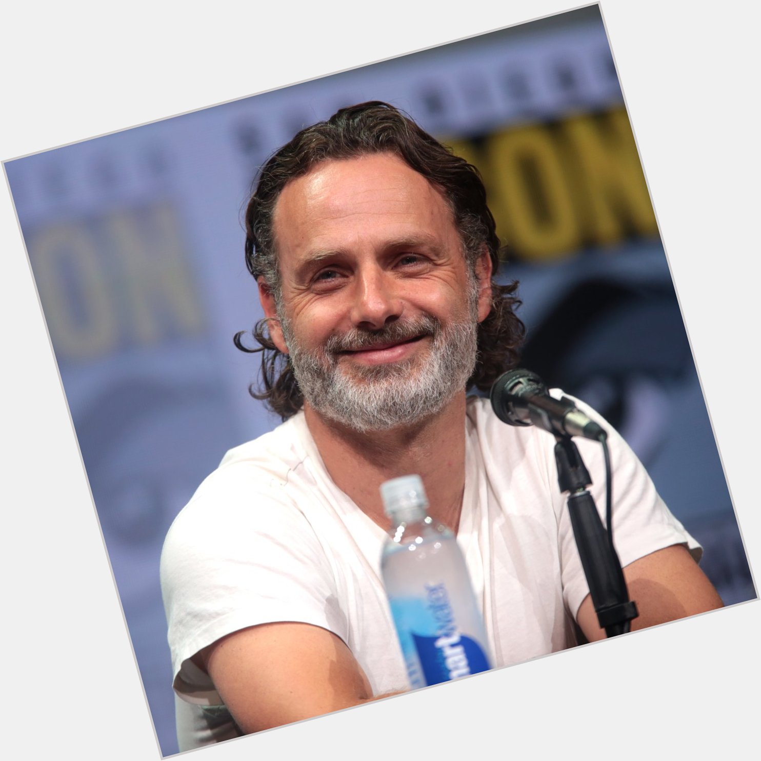 Happy Birthday to the incomparable Andrew Lincoln!!!       