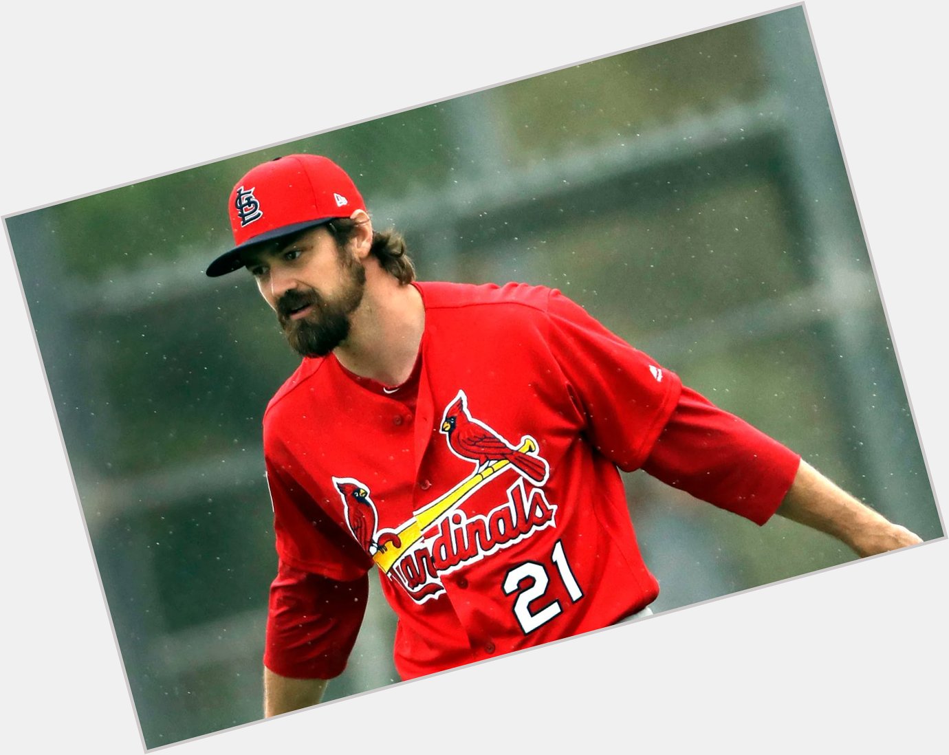 Happy birthday to Cardinals reliever and facial hair that ain\t never going back to the Yankees, Andrew Miller. 