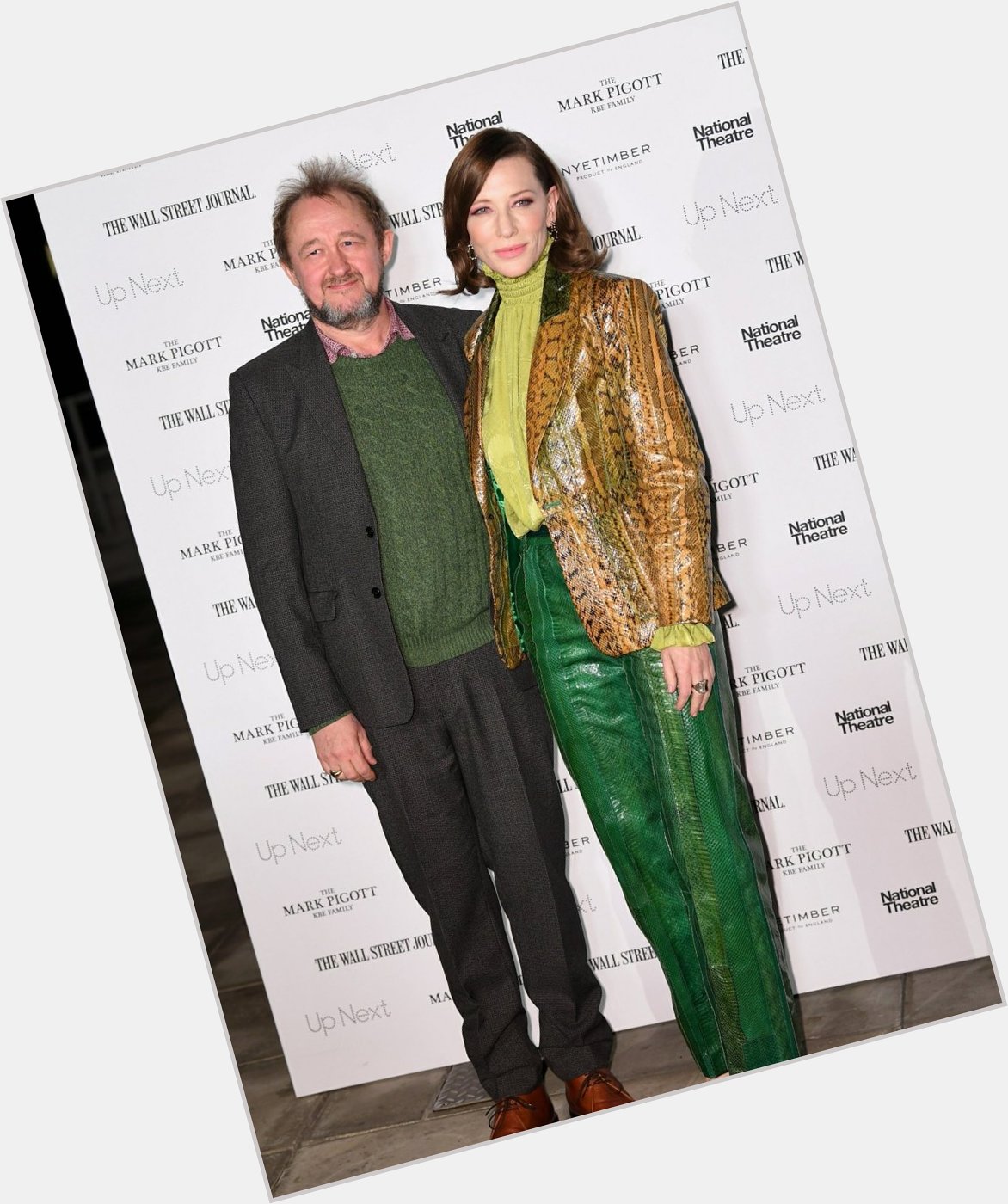 Green team...
 Happy 55th Birthday Andrew Upton /I envy you so much if you only knew. 