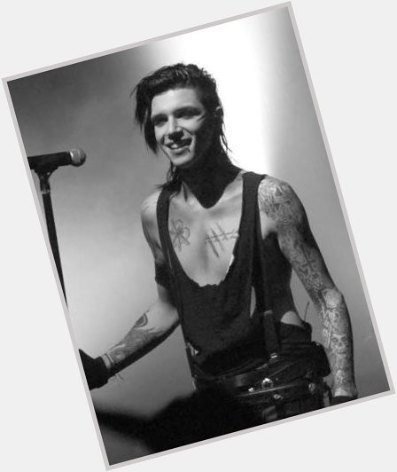 Today\s the birthday of the leader of Black Veil Brides. Happy Birthday, Andy biersack. 