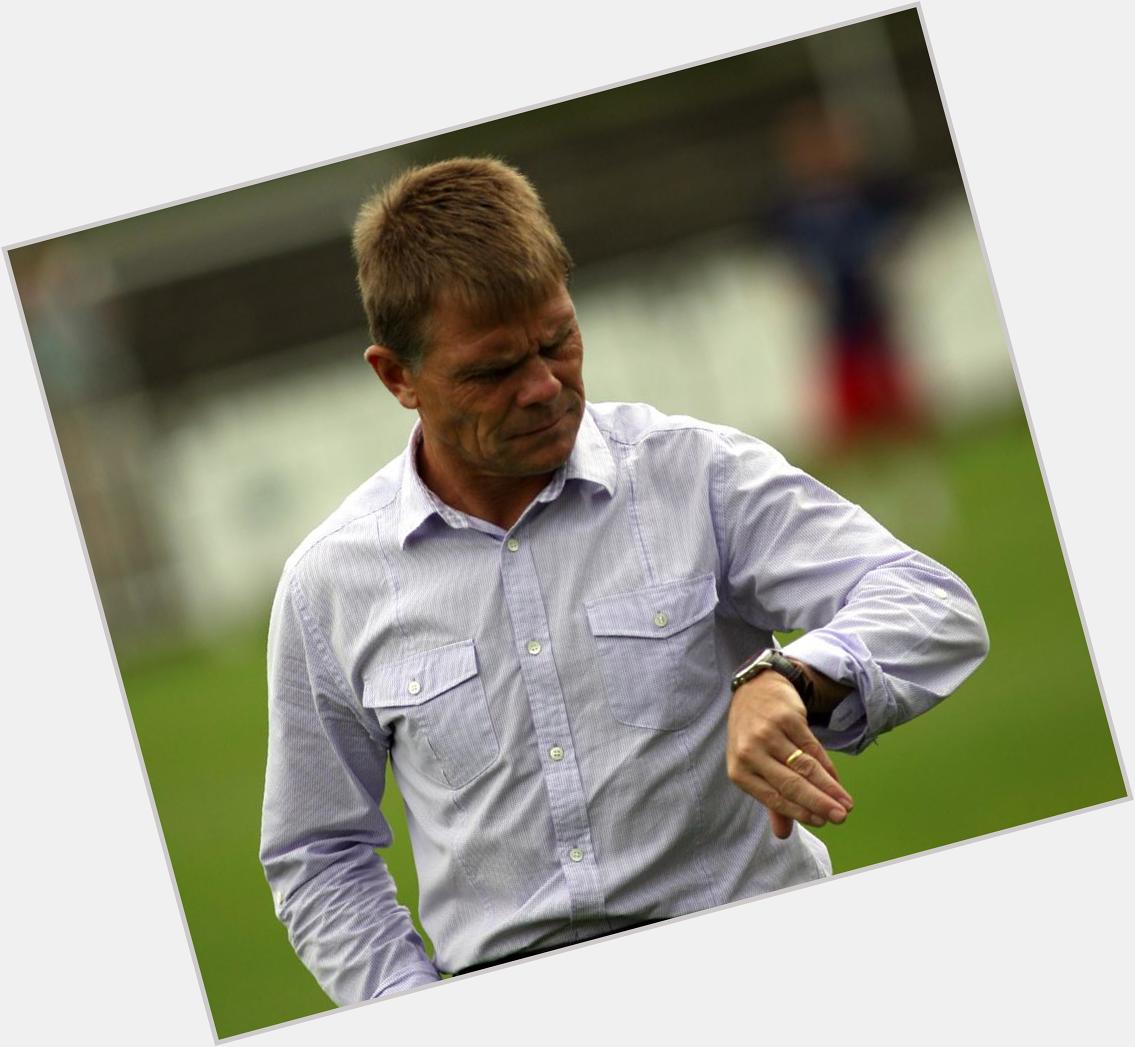 Happy 50th birthday to former Gillingham manager and midfielder Andy Hessenthaler. Where did that time go? 