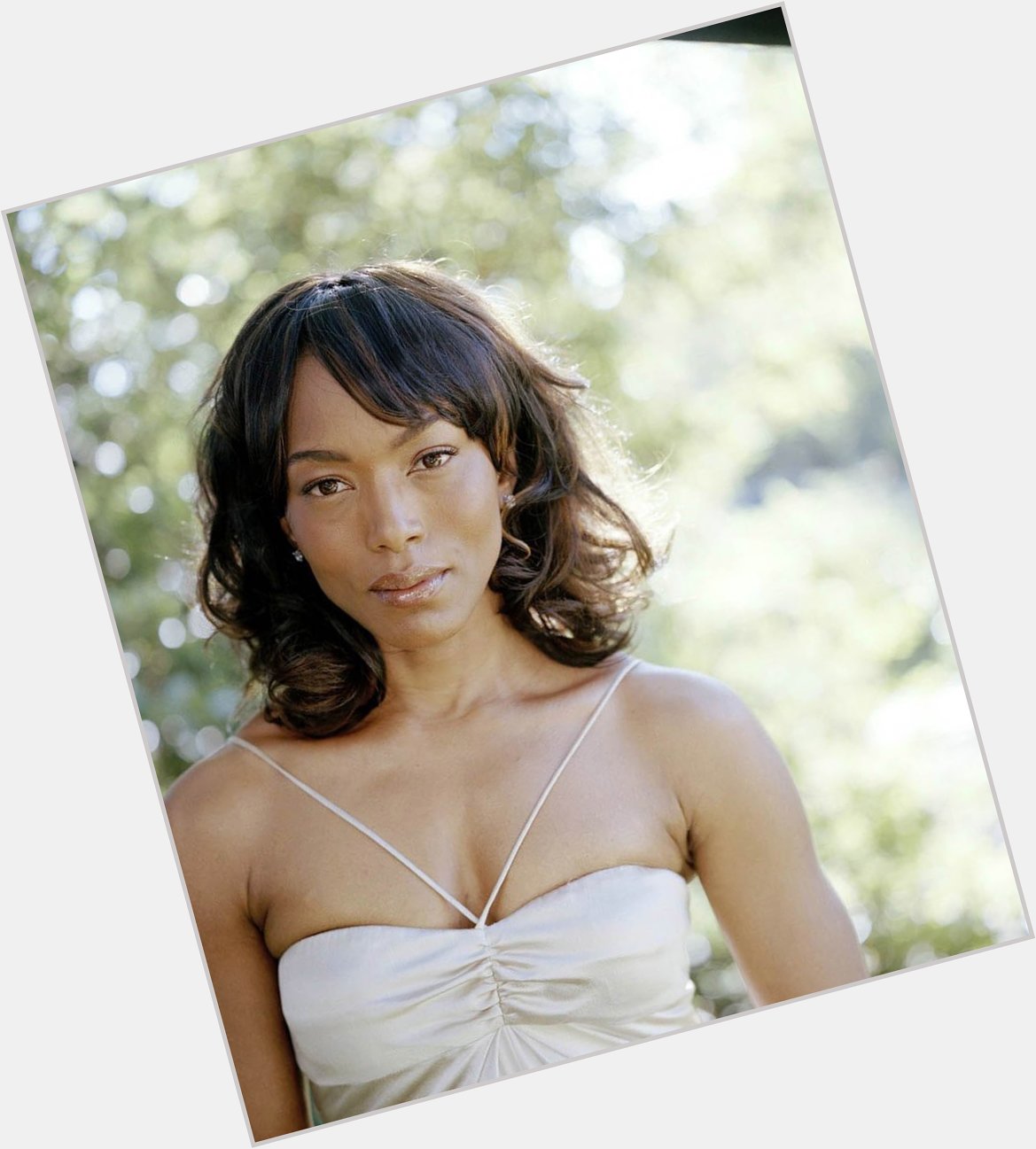 Happy 64th birthday to the gorgeous and legendary Angela Bassett! 