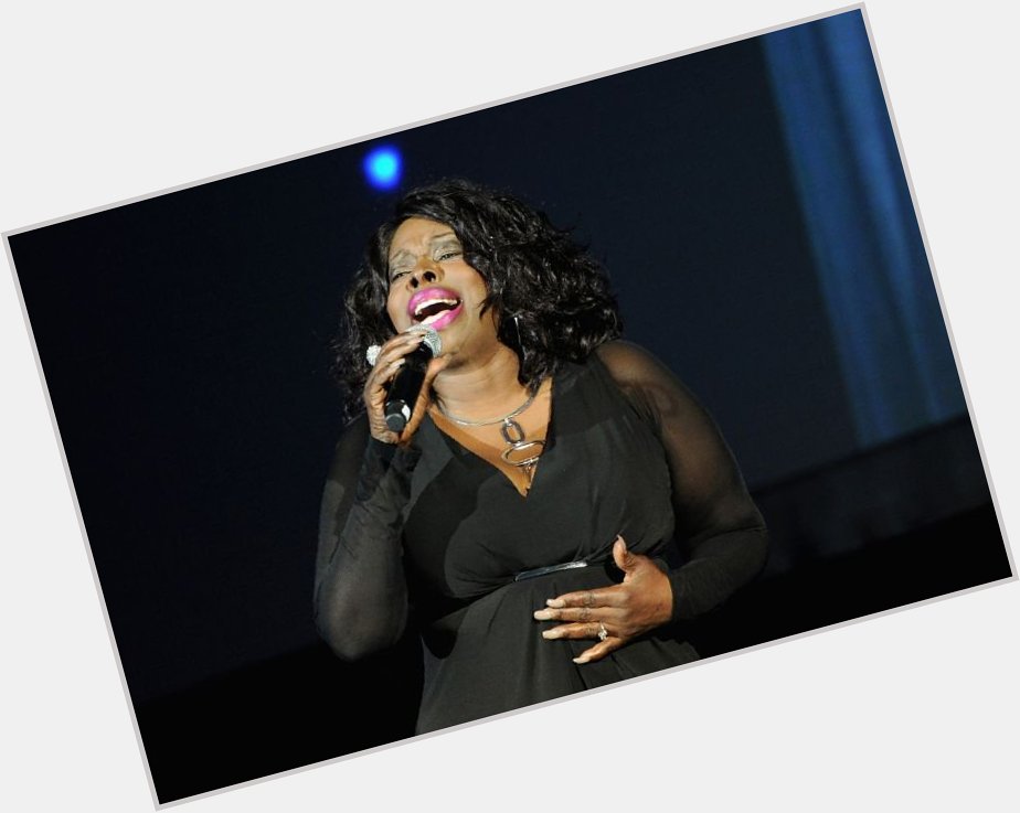 HaPpY BirThDaY!! to the smooth vocals of Angie Stone 