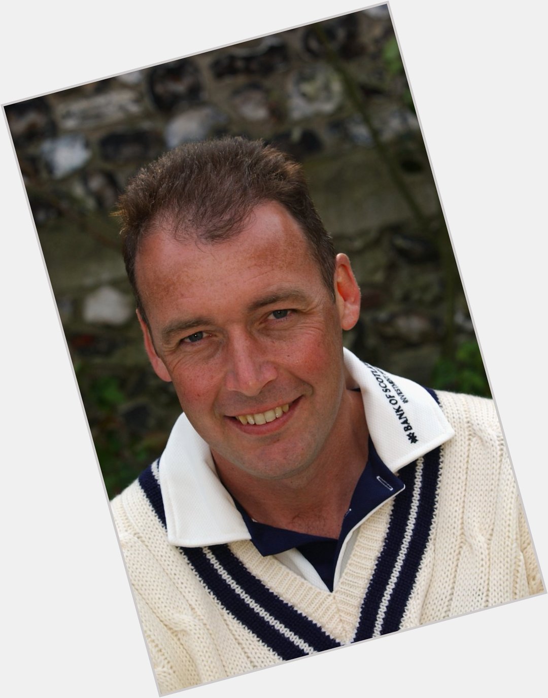 Wishing a very Happy Birthday to Middlesex legend Angus Fraser! 510 appearances  1,013 wickets 6 trophies 