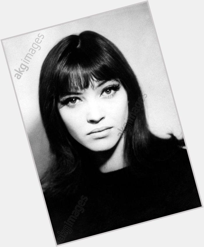 Happy birthday to the icon of the Anna Karina, born in 1940! photo © akg-images / Interfoto 