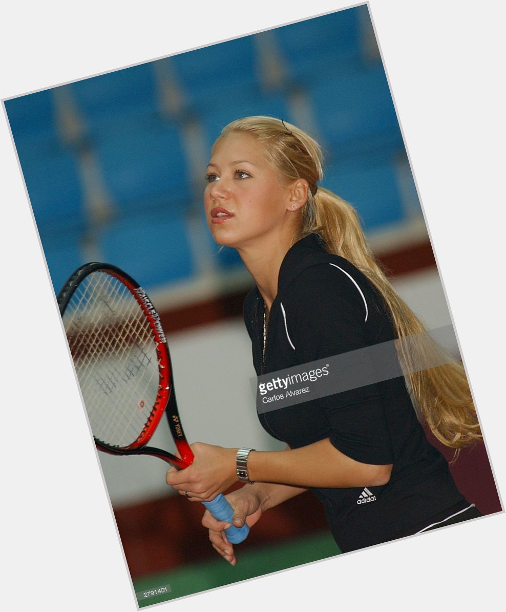 Happy Birthday to Anna Kournikova who turns 36 today! 