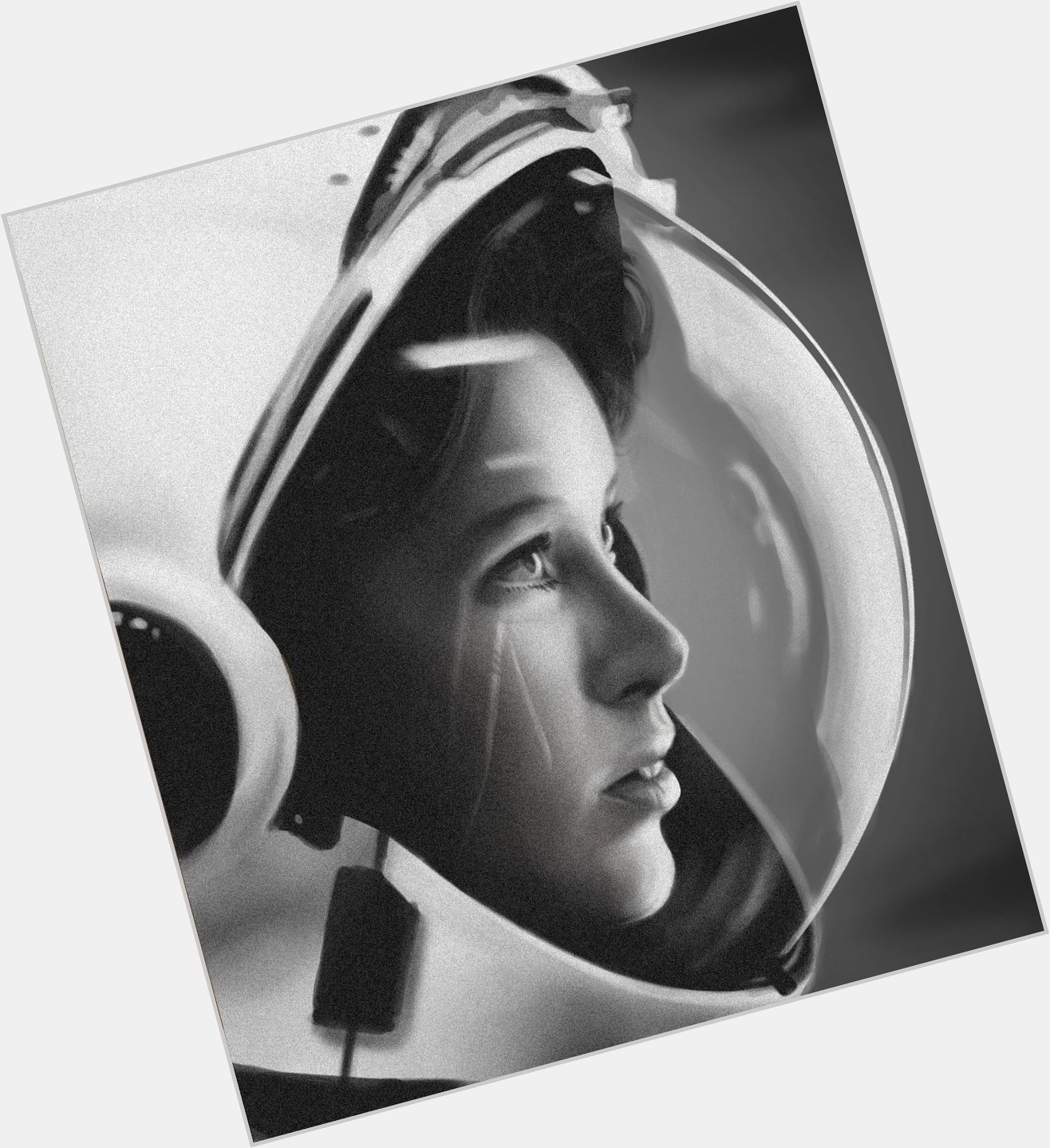 Happy birthday to Anna Lee Fisher, the first space mom. 