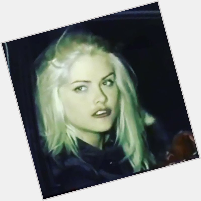 Happy birthday to my main icon, Anna Nicole Smith   