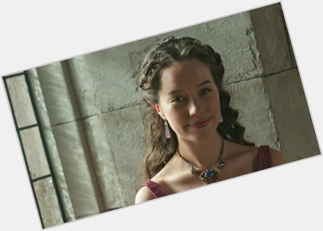 Happy 27th birthday to and star Anna Popplewell! 