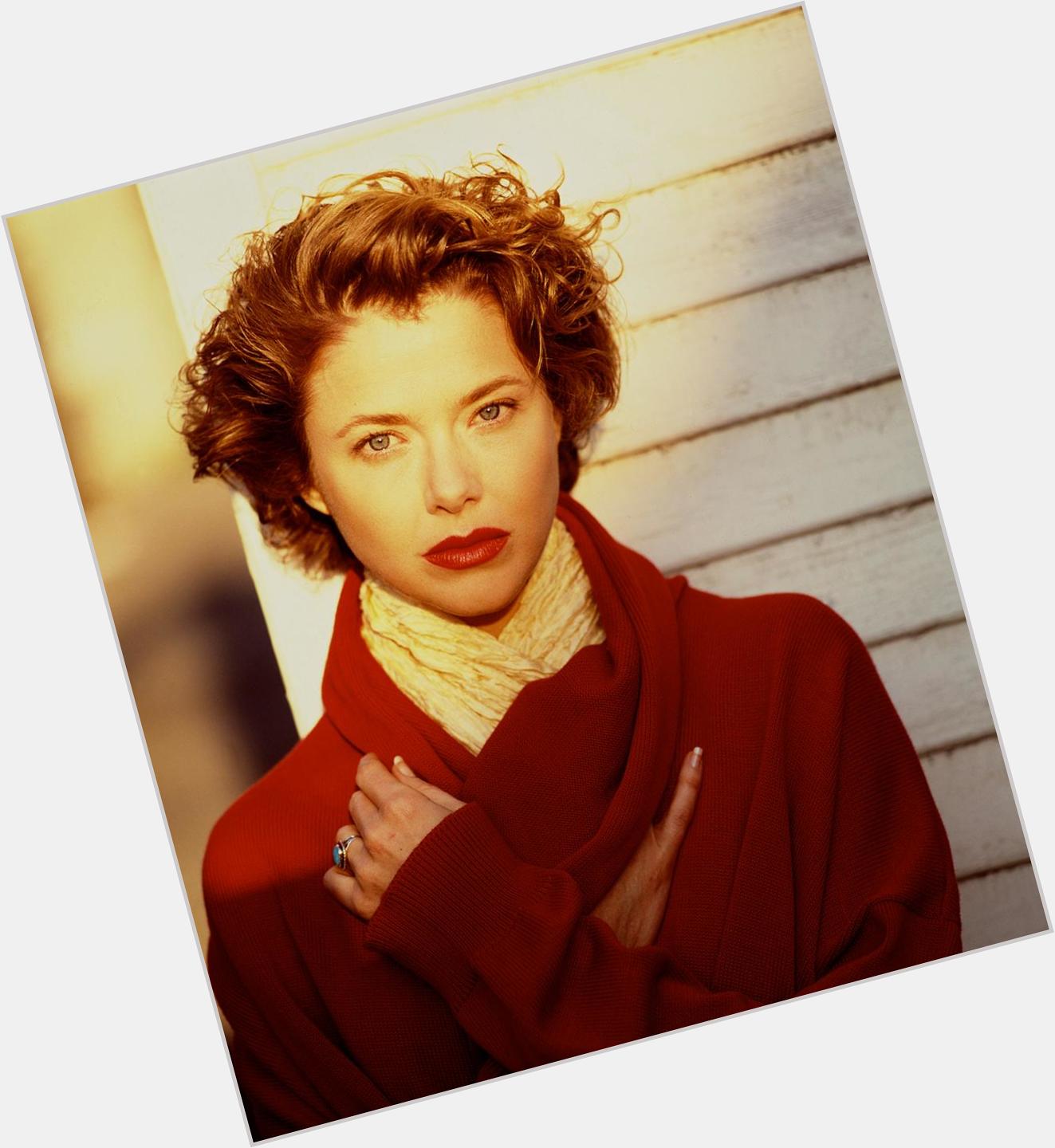 Happy Birthday to Annette Bening, who turns 57 today! 