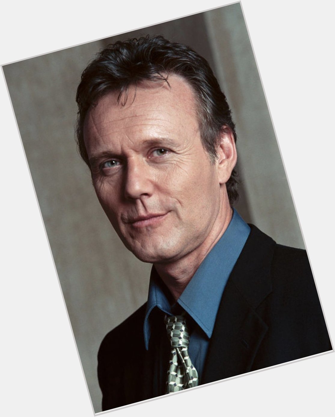 A happy 68th birthday to Buffy the Vampire Slayer s Rupert Giles (who goes by the pseudonym Anthony Head ). 