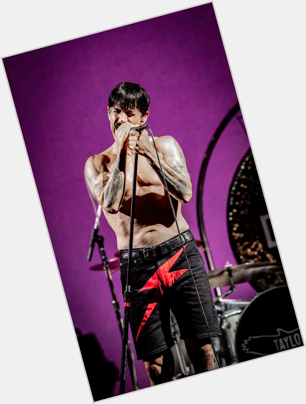 Happy birthday to Anthony Kiedis of the My man just turned 60 and is still rocking out. 