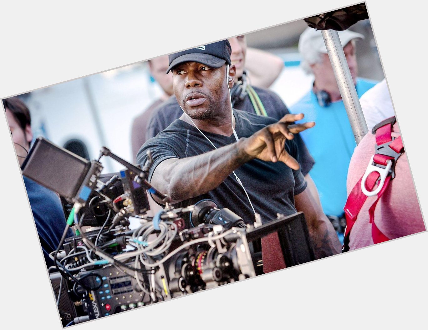 Happy Birthday to film director Antoine Fuqua, who directed brilliant movies such as Training Day and The Equalizer! 