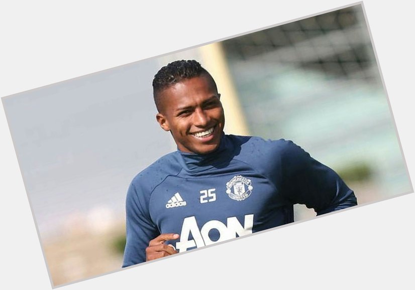 Happy Birthday, Antonio Valencia! What\s your fondest moment of Tony in a United shirt? 