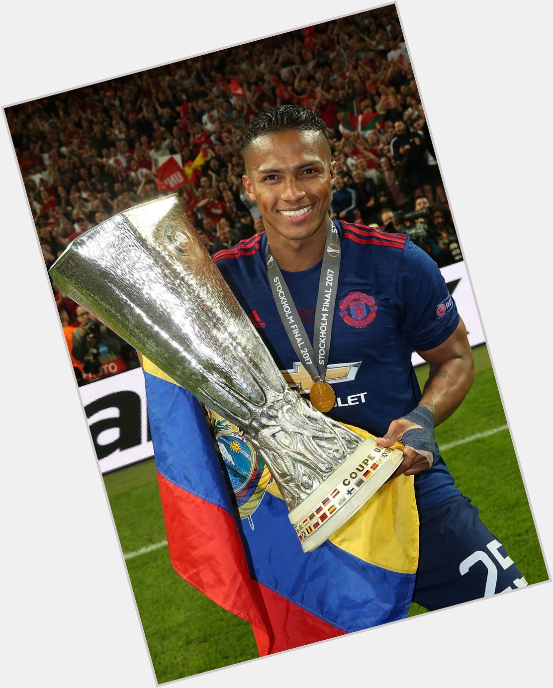   Happy birthday 2017 winner Antonio Valencia!    | 