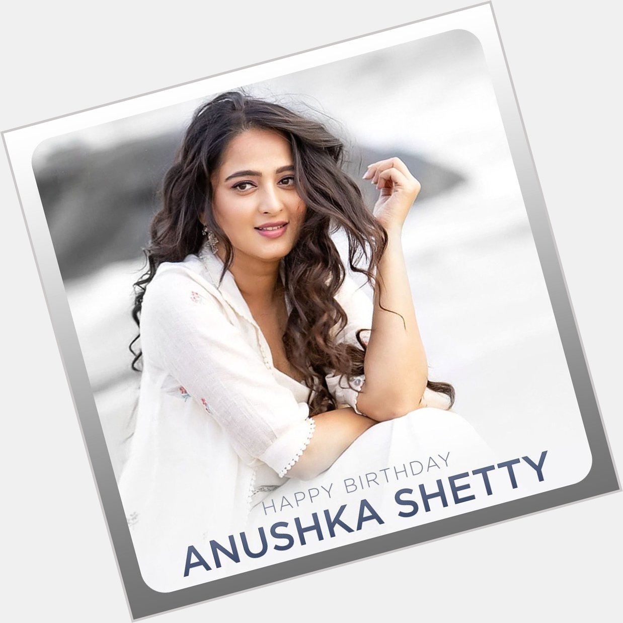 Wishing Queen \"Anushka Shetty\" a very happy birthday  