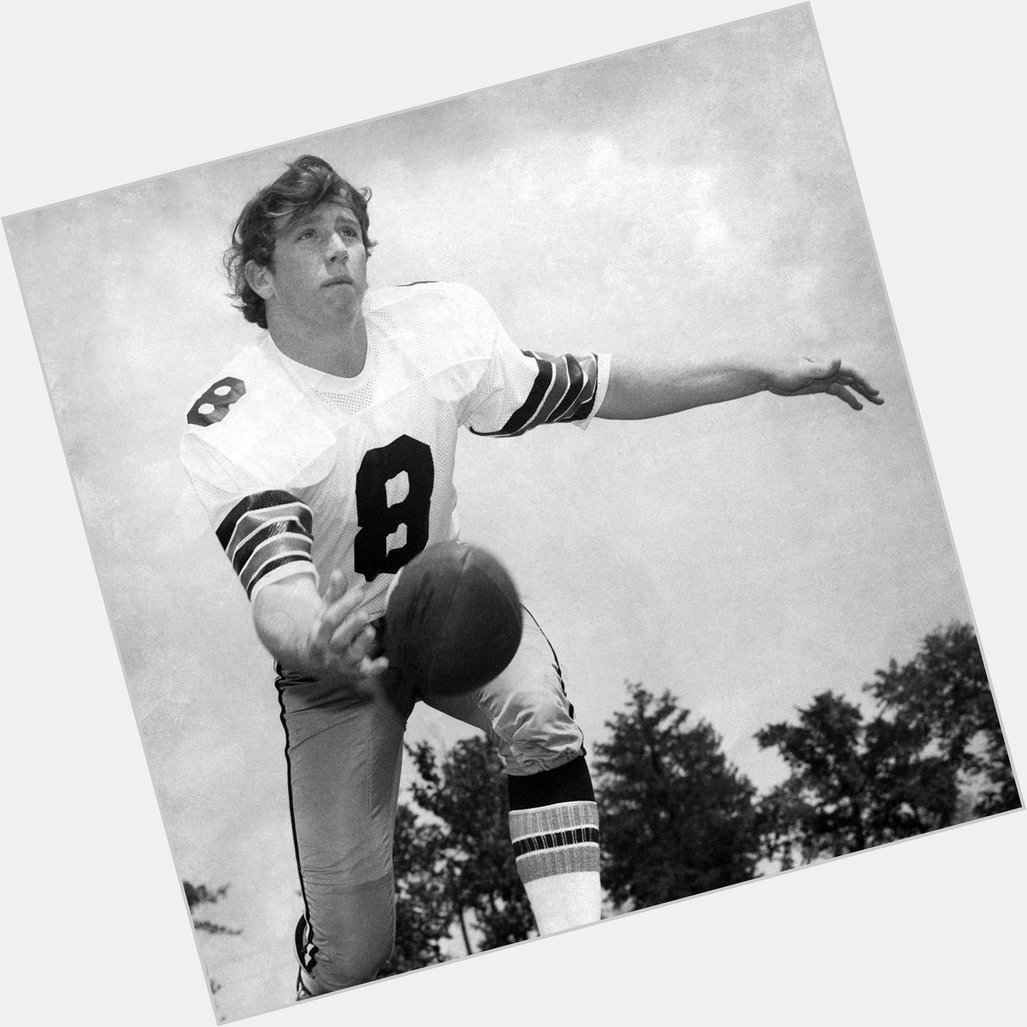 Before Peyton and Eli...
There was Archie.

Happy 66th Birthday, Archie Manning! 