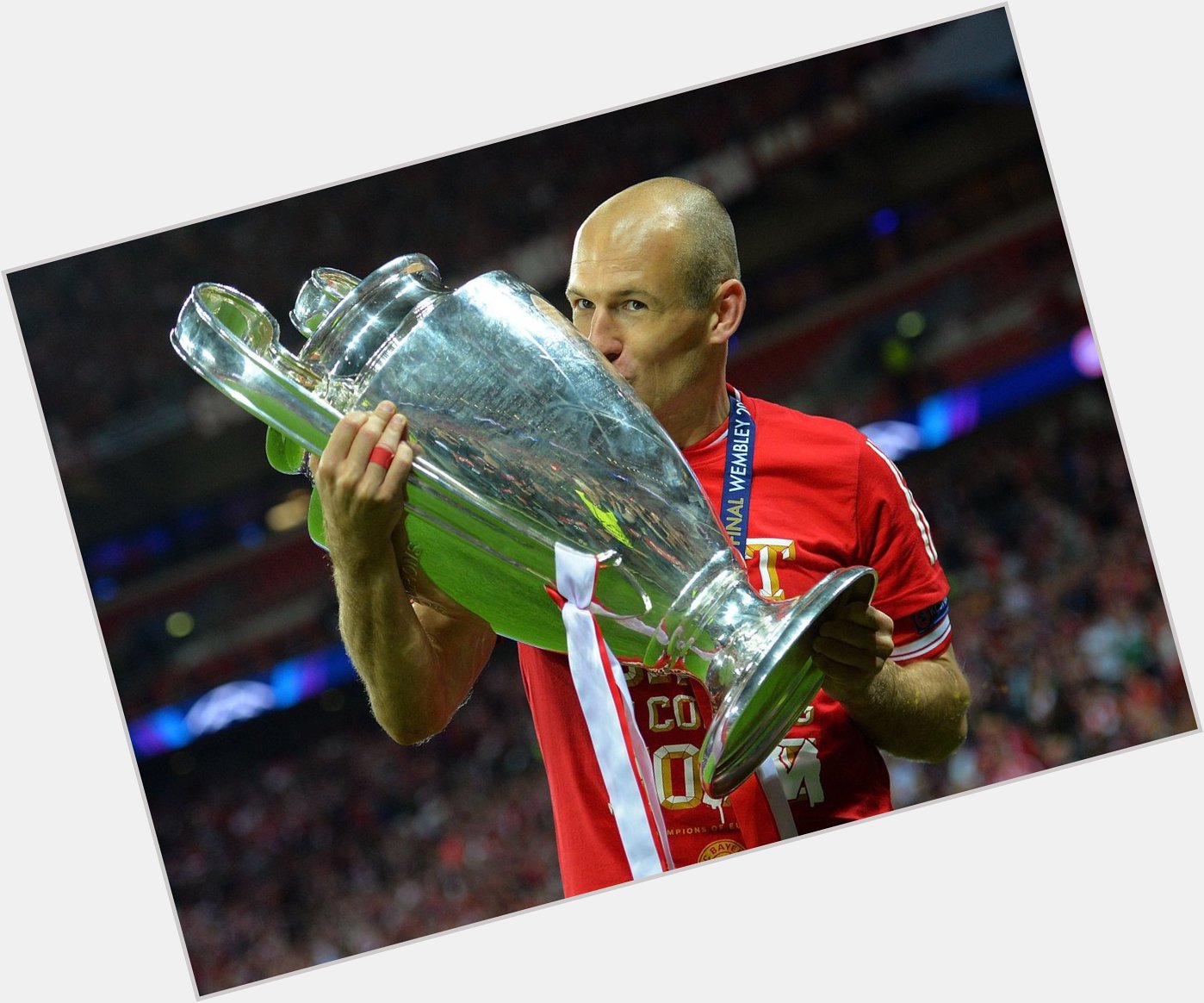 Happy Birthday to one of the greatest football players ever   Arjen Robben    Mr. Wembley  