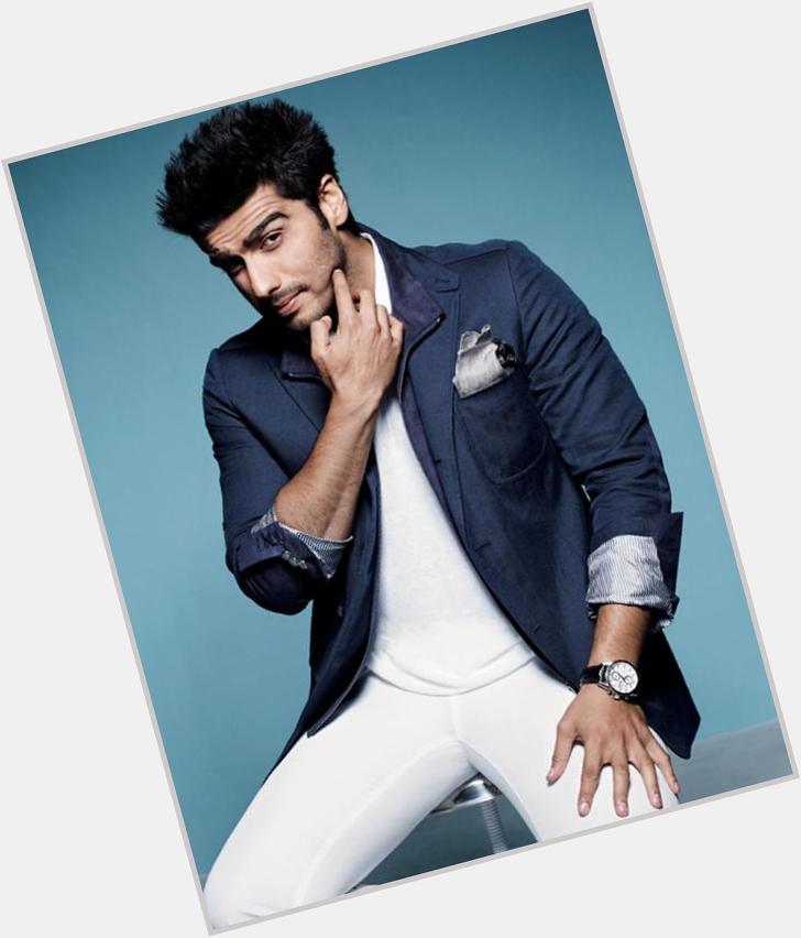 Happy birthday to my dear Arjun kapoor... Many happy returns of the day ..may everyone loves u more and more from now 