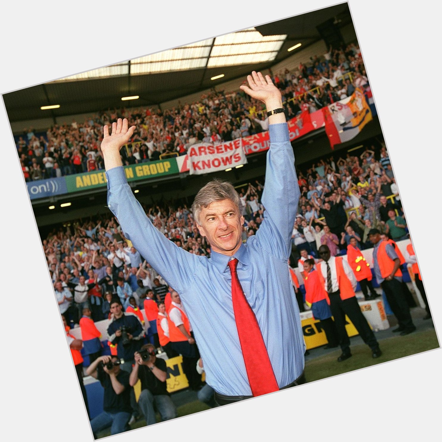 Happy 72nd birthday Arsene Wenger. Arsenal fans miss you. The Invincible Coach 
