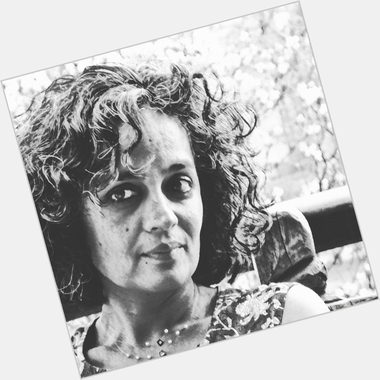 Wishing a happy birthday and warm wishes to Arundhati Roy, one of few unmuted voices of our times. 