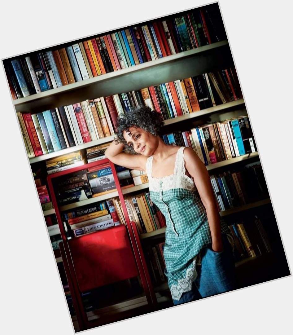 Happy birthday to our humanitarian world\s towering character Arundhati Roy Ji. 