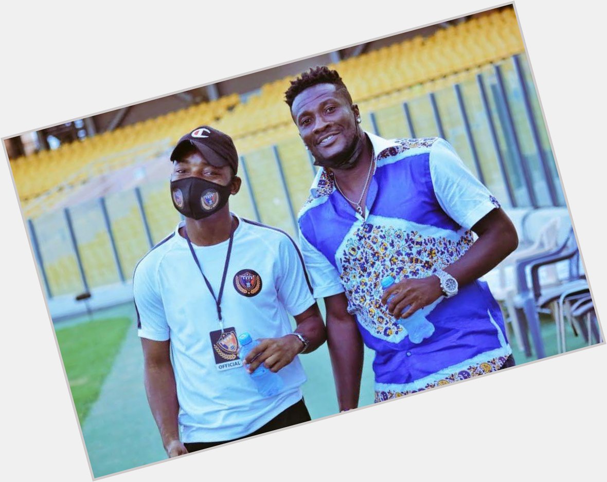 Happy birthday to the living legend, Asamoah Gyan!   Enjoy your day,     