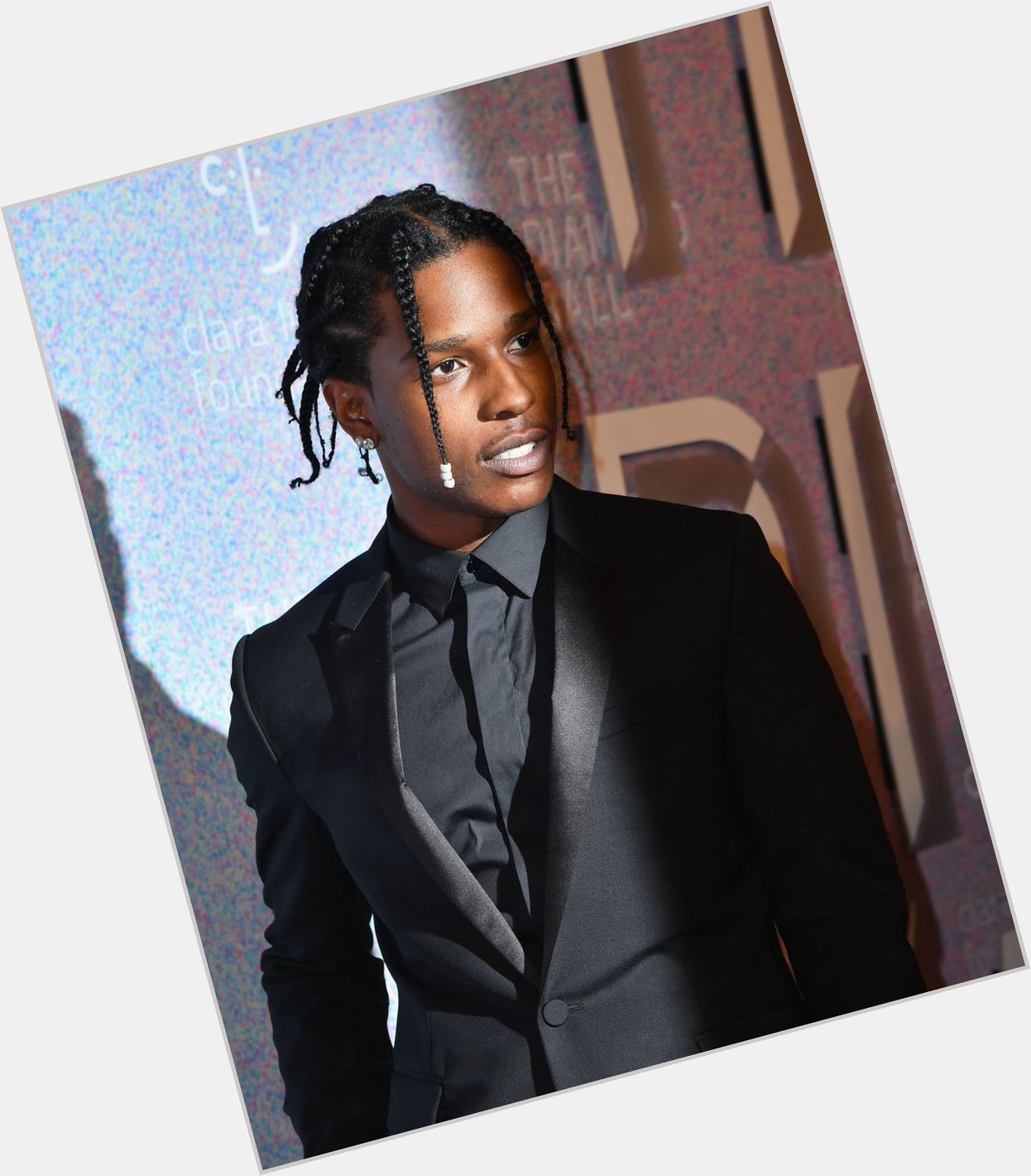 Happy 32nd birthday to ASAP Rocky favorite song from him? 