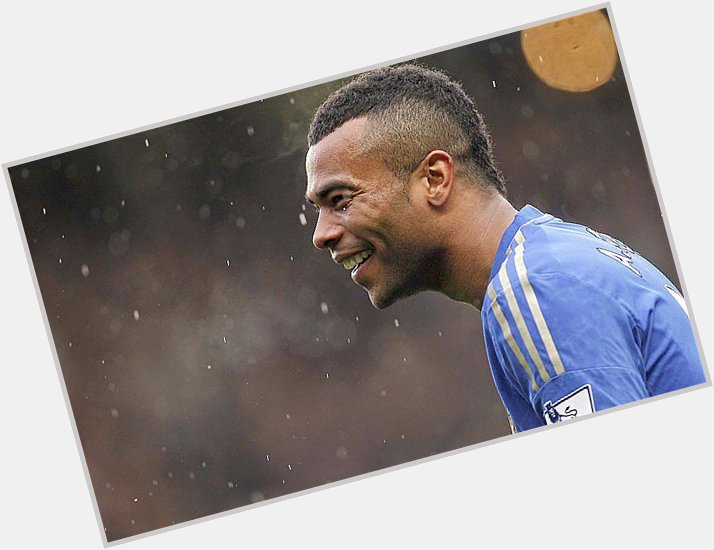 Happy birthday to the most gorgeous man on the earth! Mr Ashley Cole!             