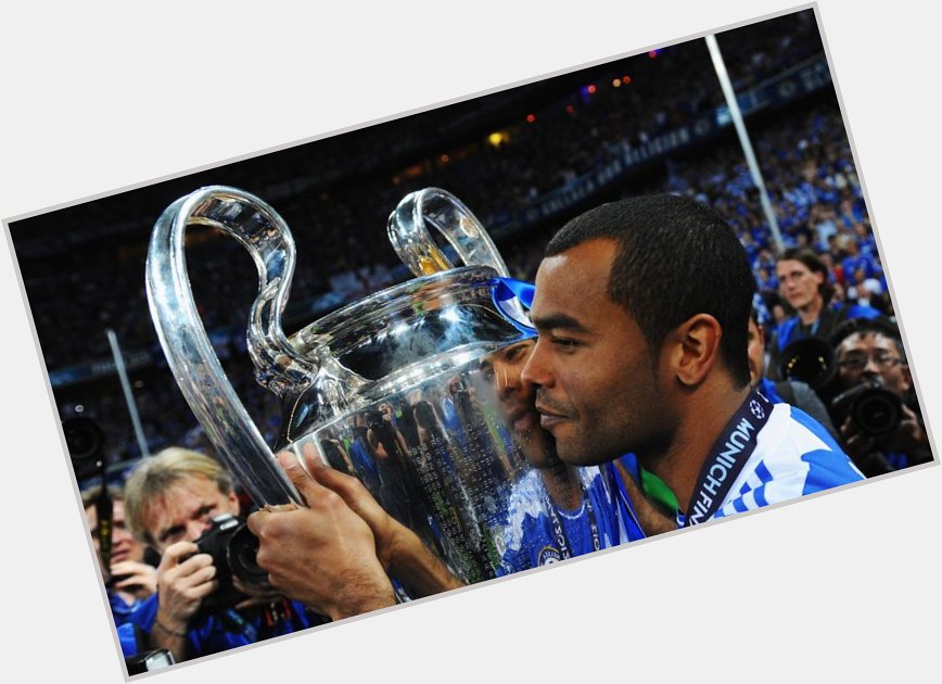 Happy birthday to European Champion and Chelsea legend Ashley Cole 