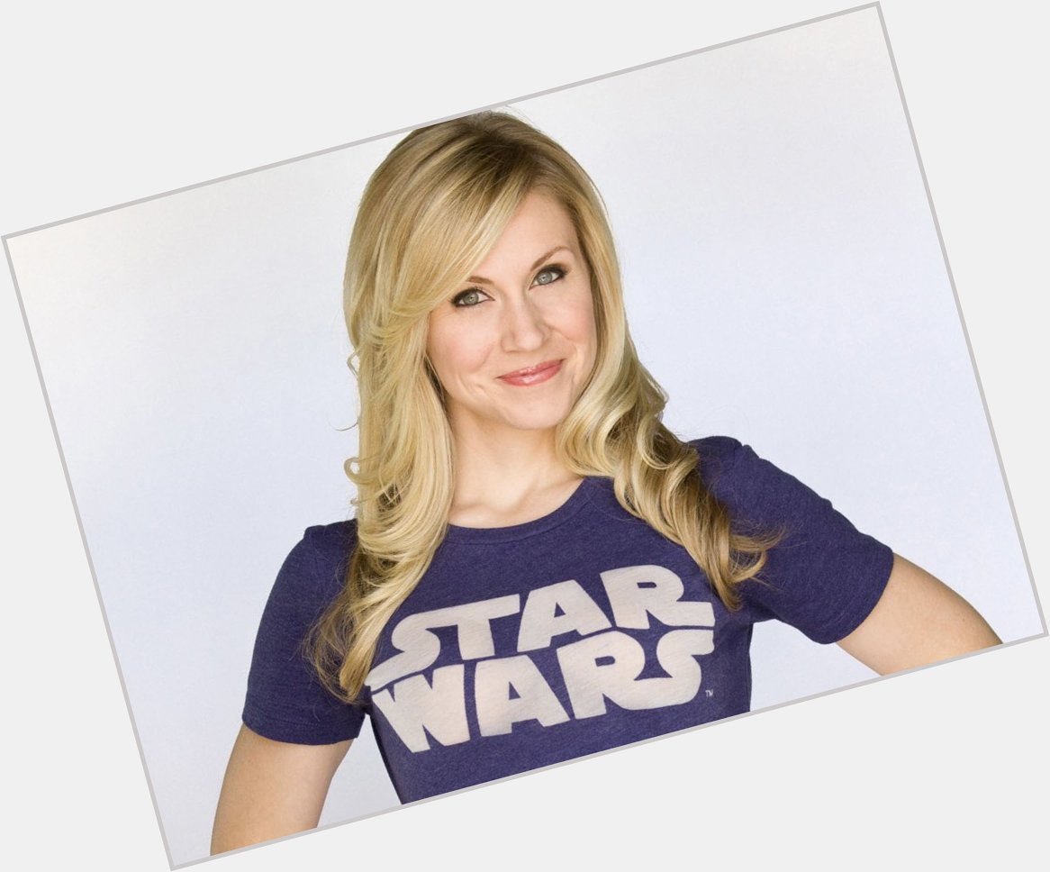 Happy birthday to Ashley Eckstein who is the voice of my favorite Star Wars character, Ahsoka Tano 