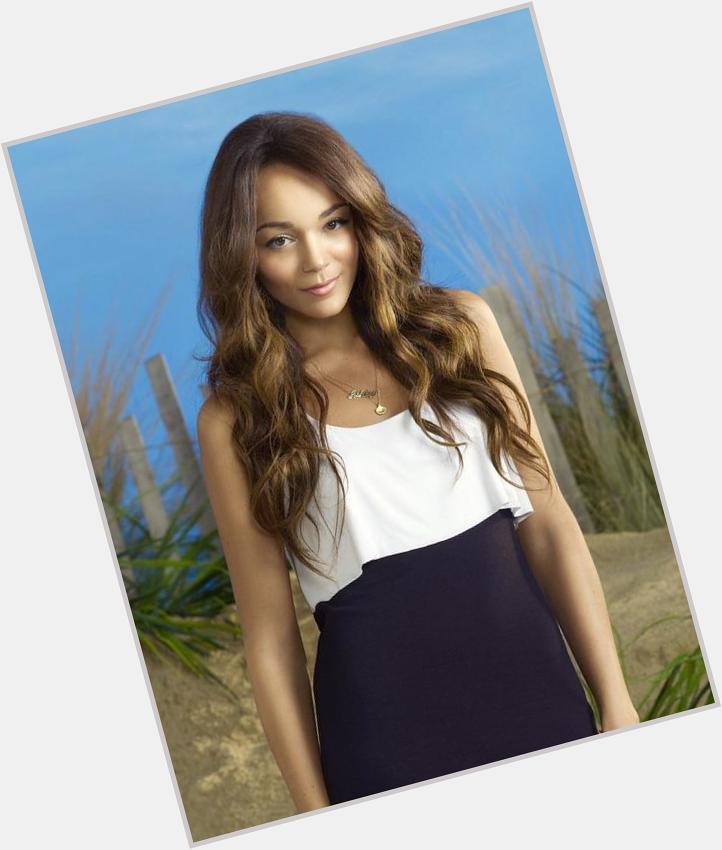 Happy Birthday to the lovely & talented Brit Actress,Ashley Madekwe,  Brit Women Rule! 