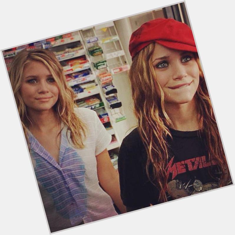 Happy birthday to the og faves Mary-Kate and Ashley Olsen      