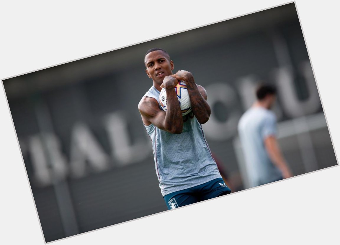 Happy birthday to Ashley Young He turns 37 today. : Neville Williams/Aston Villa FC (Getty Images) 