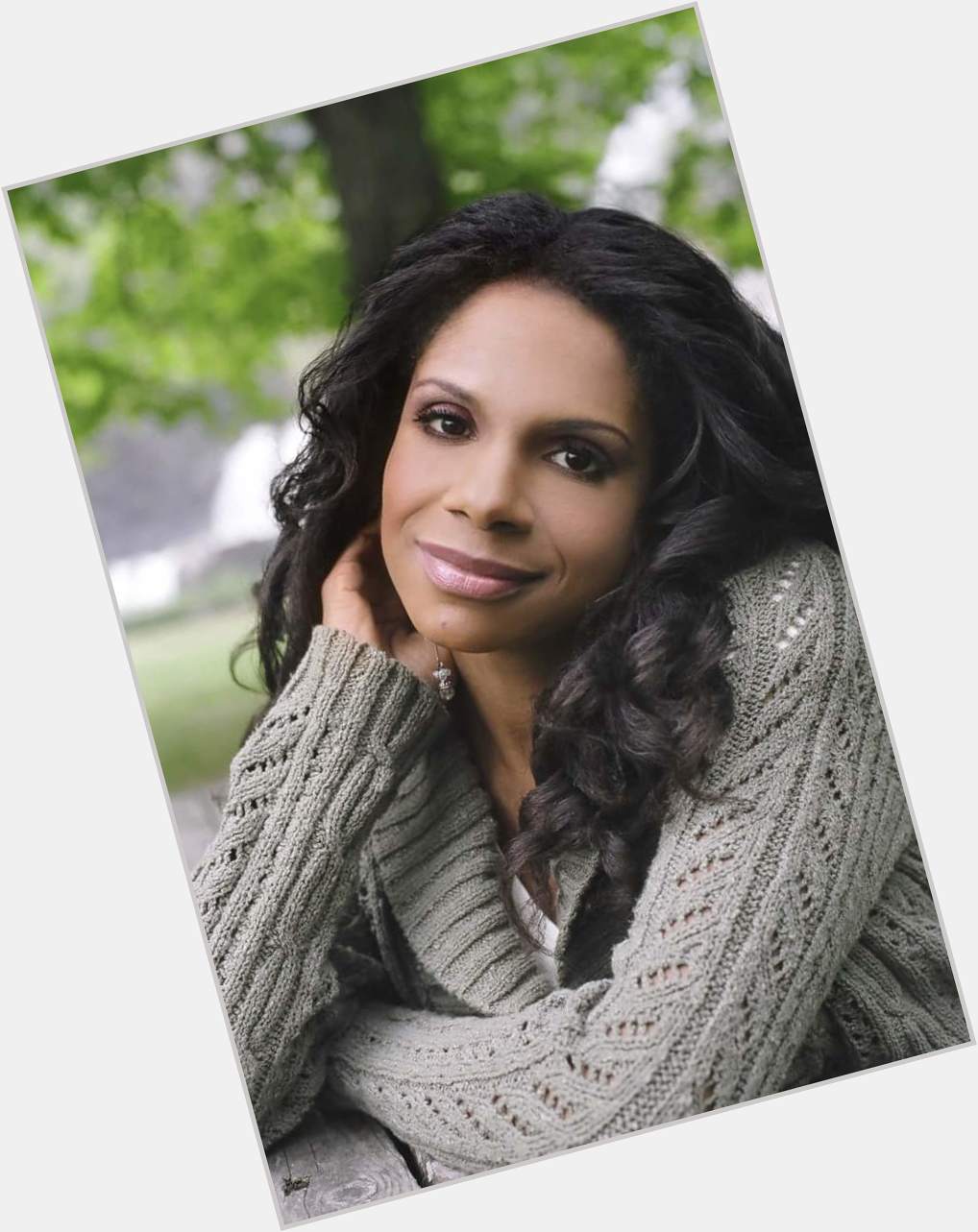 Happy birthday Audra McDonald.

Such a beauty and so much talent. 