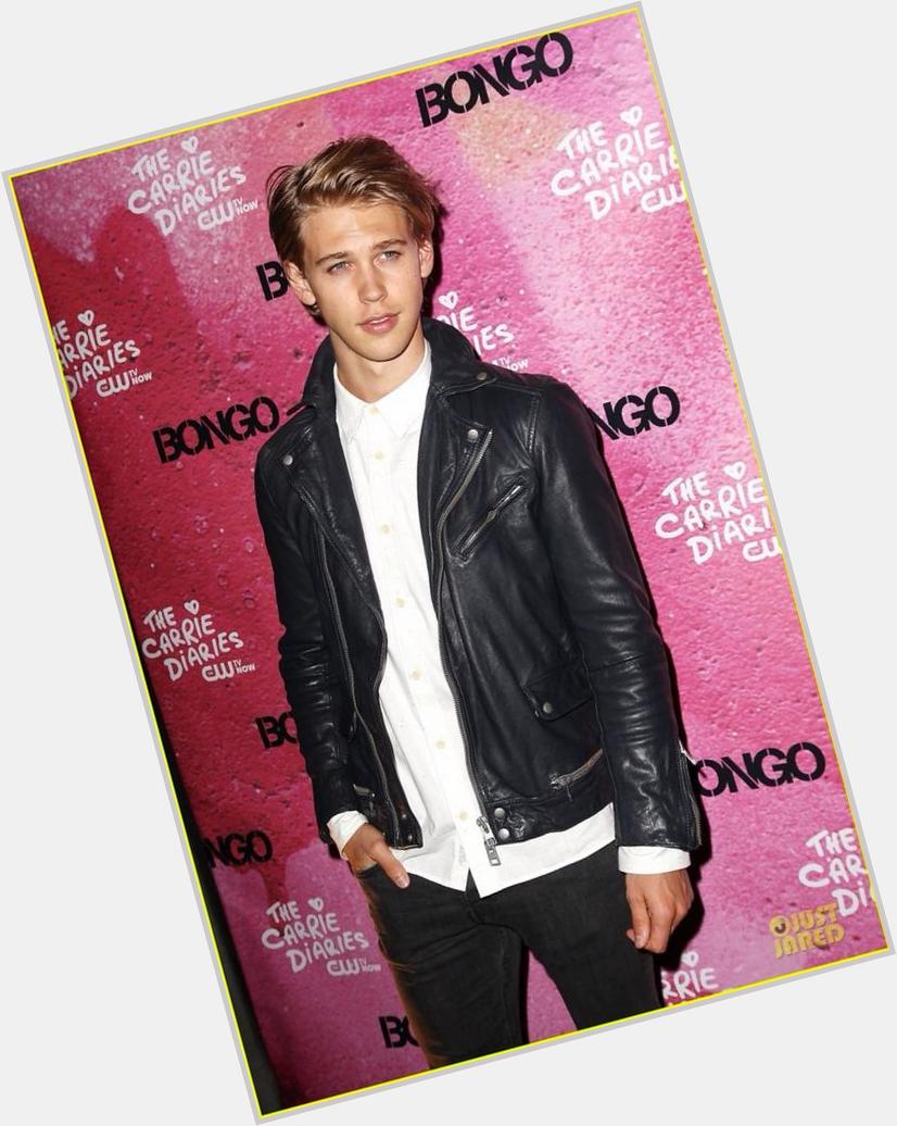 Happy 23rd birthday to the handsome Austin Butler    