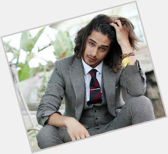 HAPPY BIRTHDAY AVAN JOGIA! You\re my inspiration & such an amazing person! I love you, don\t ever change   