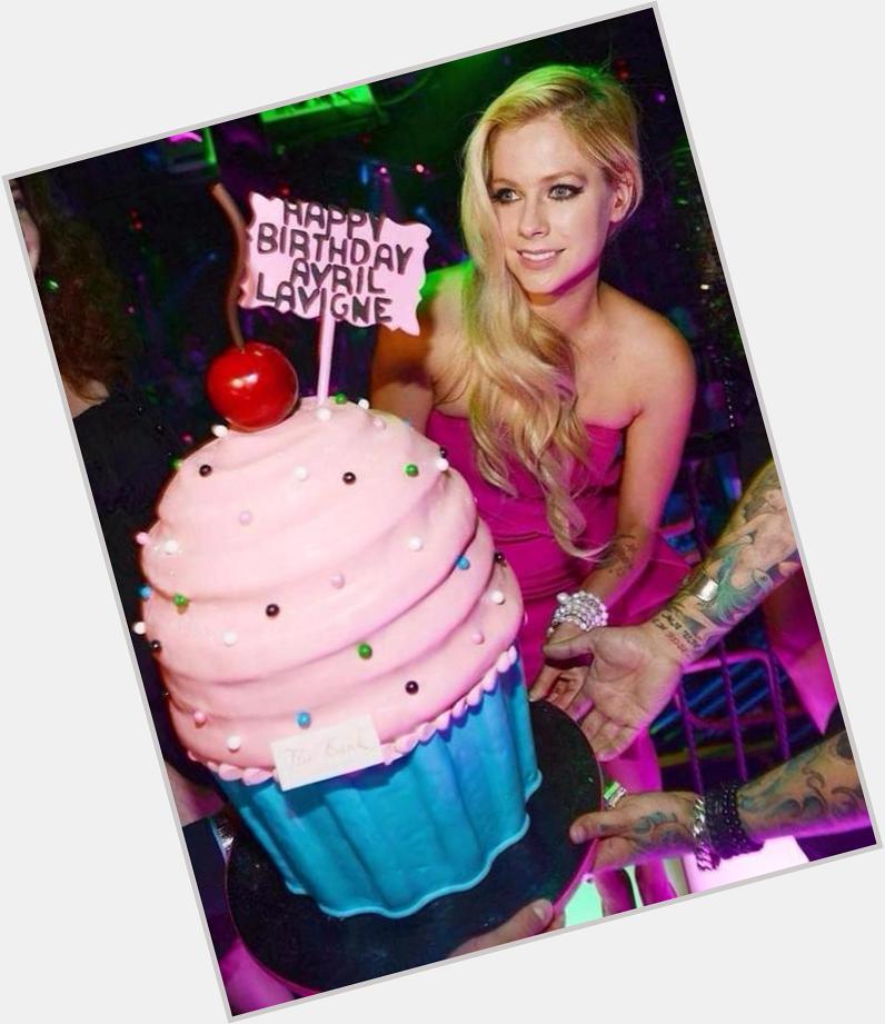Happy 30th Birthday, Avril Lavigne * 