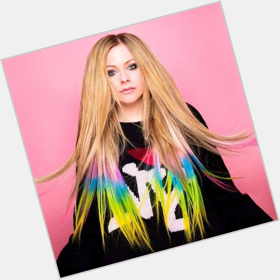  Happy Birthday Avril Lavigne   