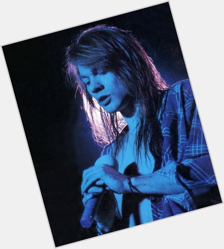 Axl Rose 59 ya  nda Happy F*king Birthday ! 