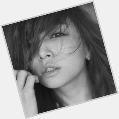 Ayumi Hamasaki  37th   .*   Happy(     )Birthday   *.

I am happy thanks to you... 