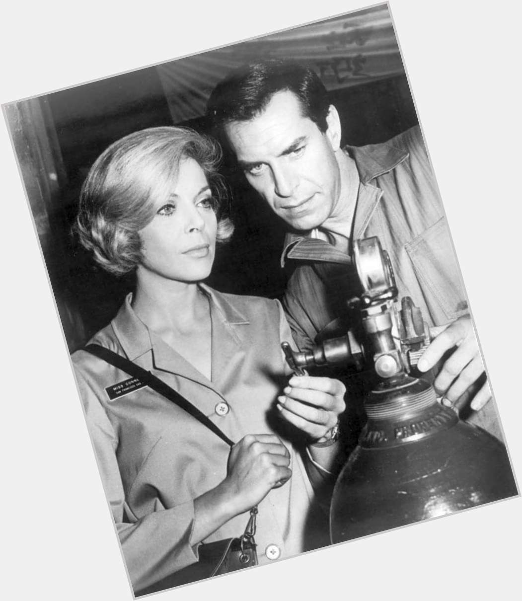 Happy Birthday to Barbara Bain who turns 89 today!  Pictured here with Martin Landau on Mission Impossible. 