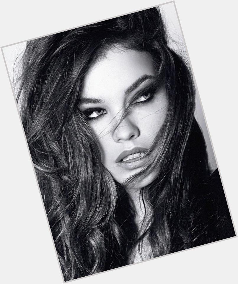 Happy Birthday to Barbara Palvin! We love you and hope you have an awesome birthday! 
I <3  