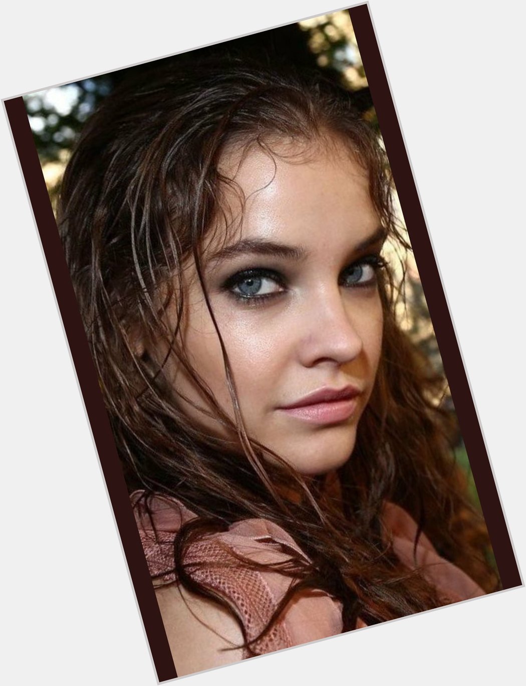 Happy birthday to the model with the best ass and best eyes: Barbara Palvin 