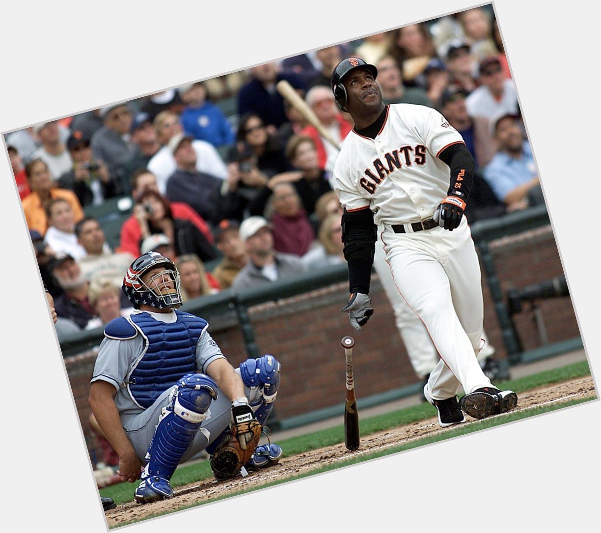 Happy birthday to a legend BARRY BONDS DESERVES TO BE IN THE HALL OF FAME 